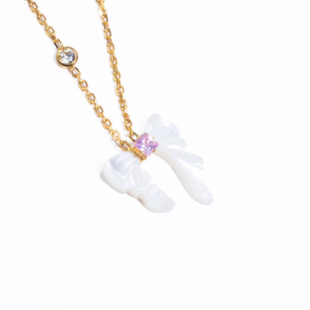 Pearly Bow Charm – Necklace