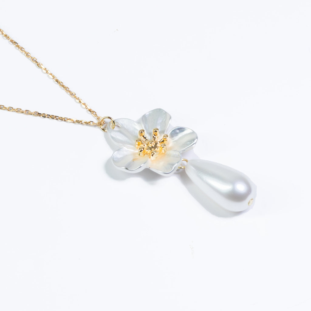 Magnolia Pearl Drop Necklace