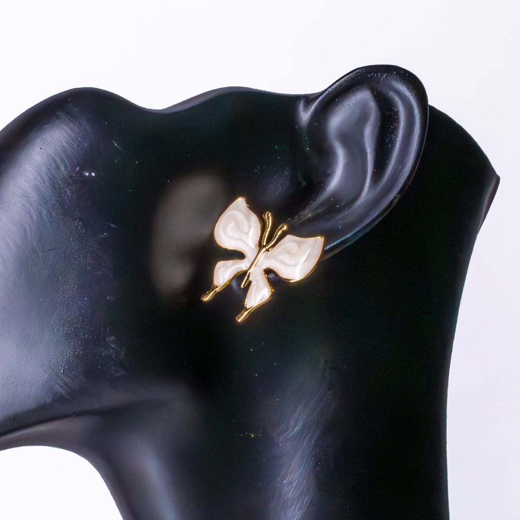 Papillon Nacré — Boucles d’Oreilles Dorées